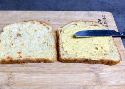 Горячие бутерброды с креветками, которые поднимут настроение