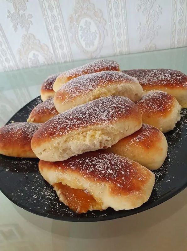 Секреты идеальных булочек с повидлом и творогом