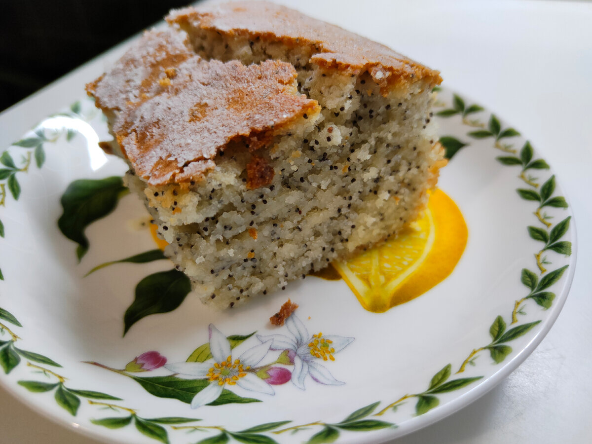 Манник с маком