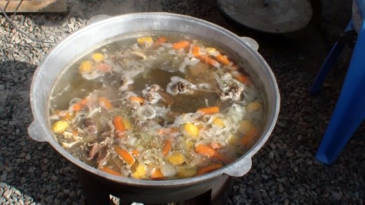 Шурпа: Искусство создания идеального бульона для любителей кулинарии