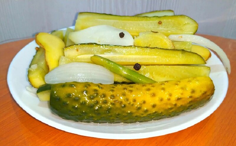 Неповторимый вкус испанских огурцов: рецепты простыми шагами