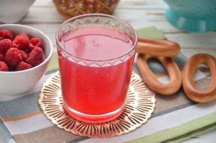 Кисель: древний десерт, который вернёт домашний уют