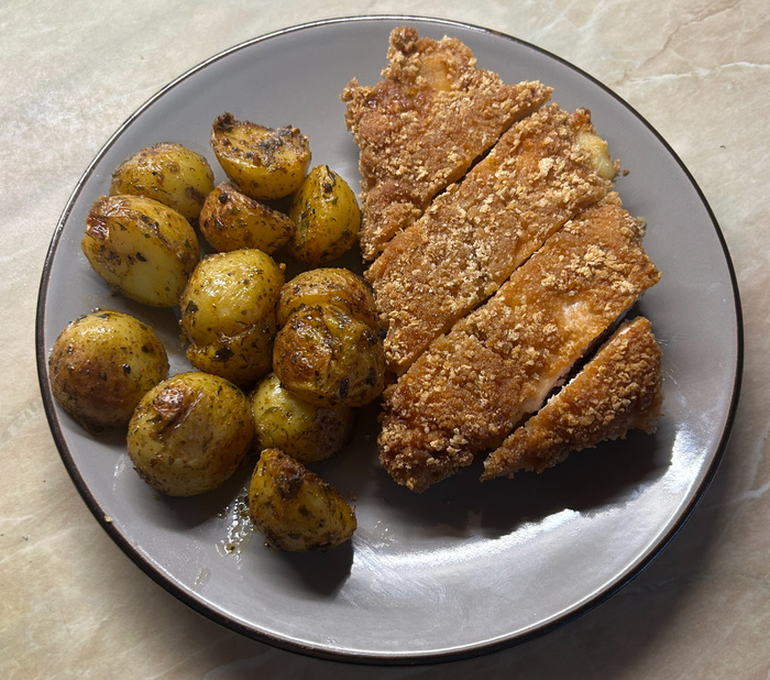 Кордон Блю с жареным картофелем: идеальное сочетание вкуса и уюта