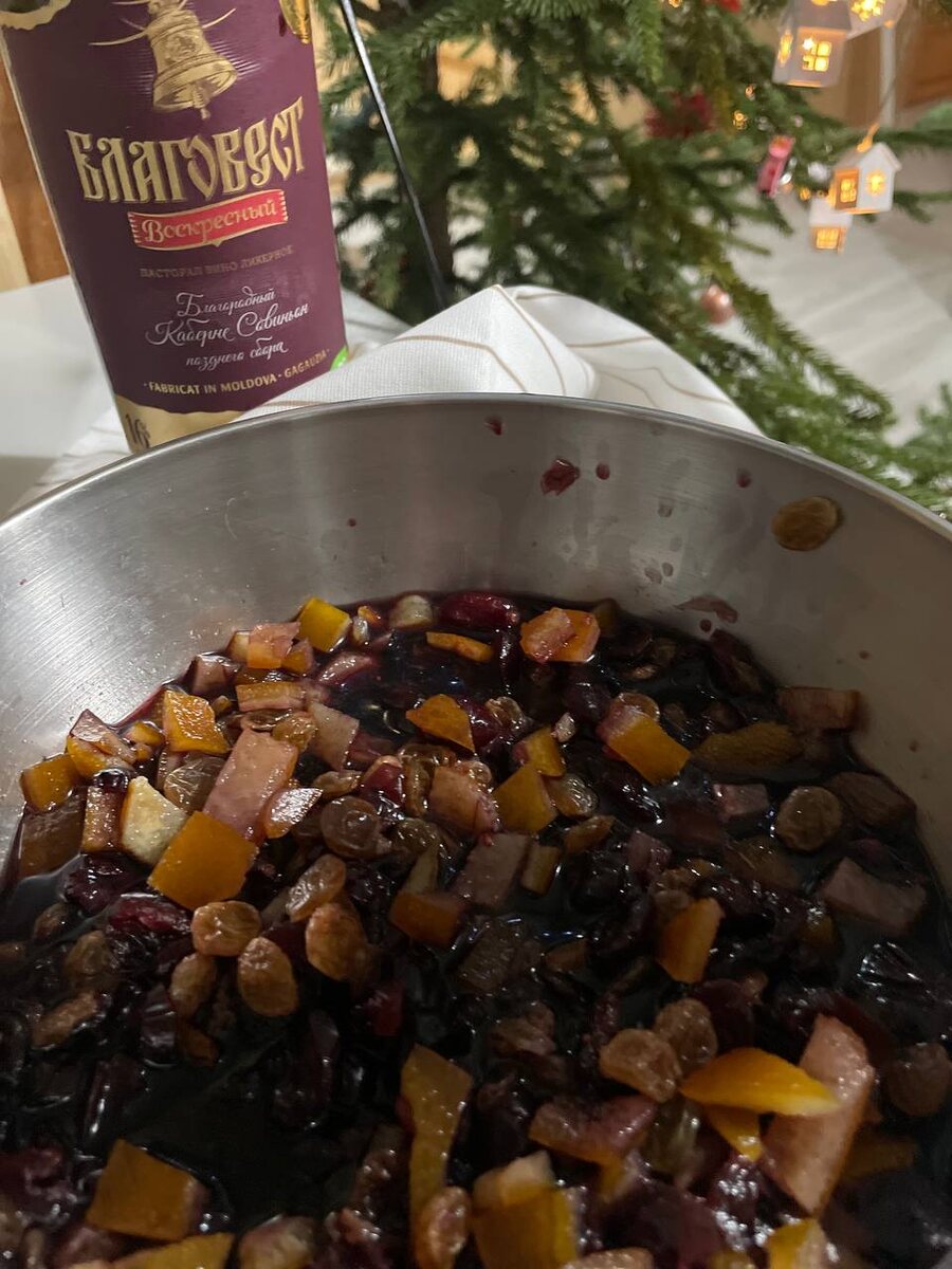 Магазины к Новому Году: первые шаги подготовки