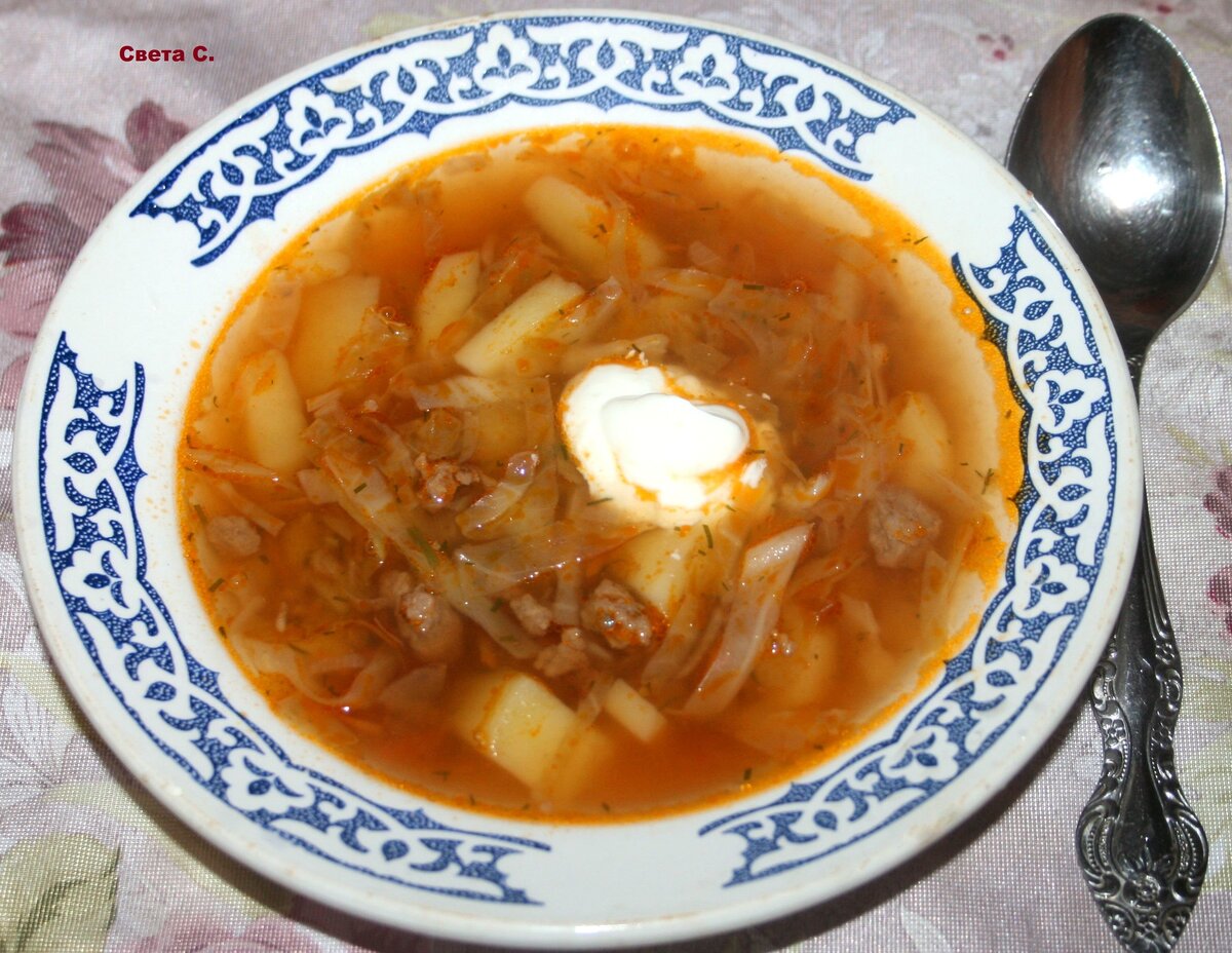 Щи с мясным фаршем: вкус детства в современной кухне