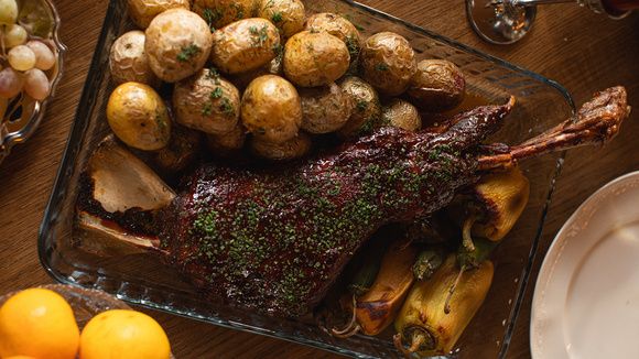 Праздничные рецепты запеченного мяса к Новому году
