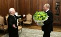 Как выразить признательность своему учителю спустя десятилетия: вдохновляющая история Путина