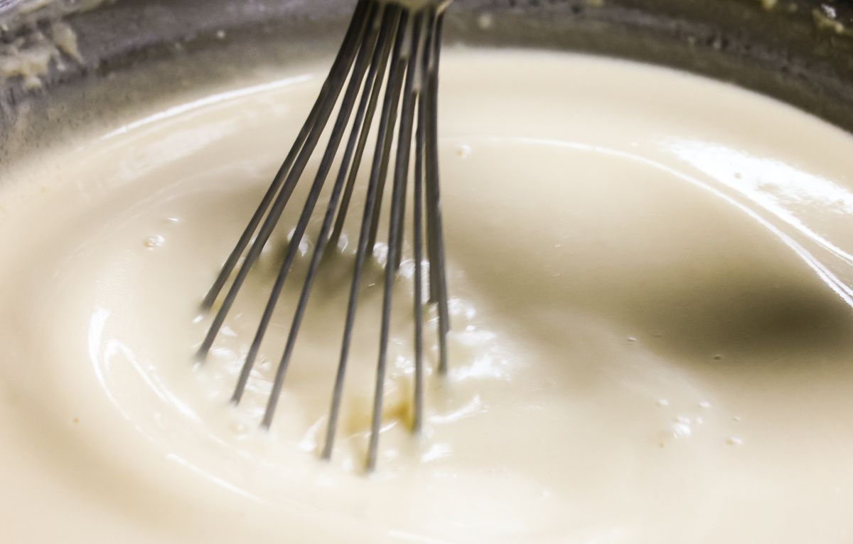 Цены на продукты для блинов упали: Масленица станет доступнее
